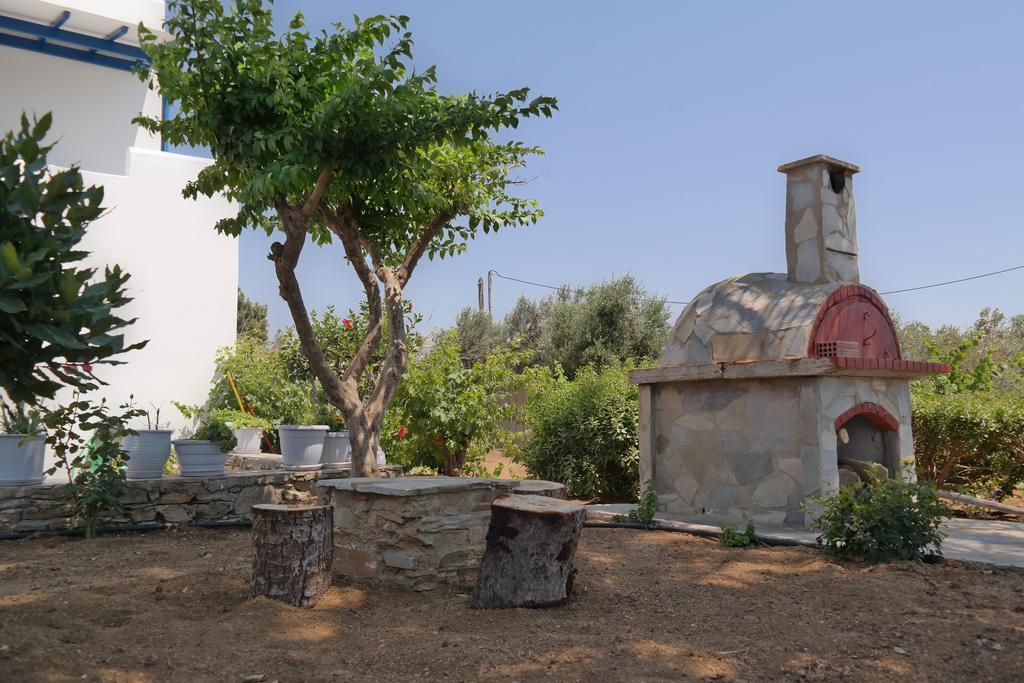 Maroussa Studios Agia Anna  Zewnętrze zdjęcie
